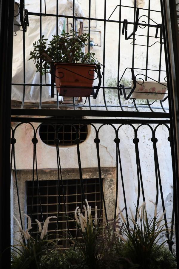 Maison Nicole - Salerno Lägenhet Exteriör bild