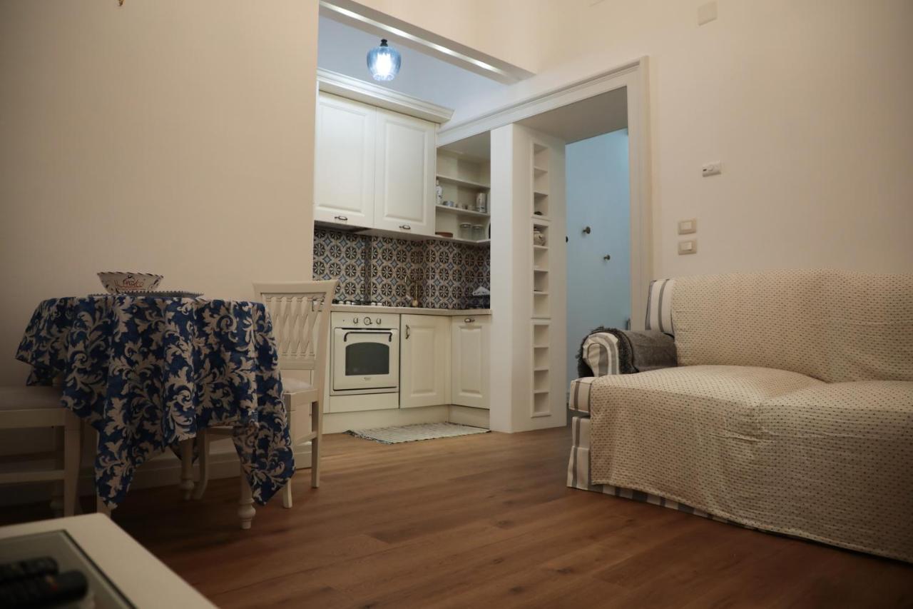 Maison Nicole - Salerno Lägenhet Exteriör bild